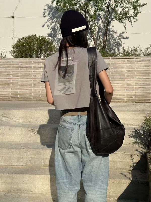 後飄逸布標短版棉tee 
