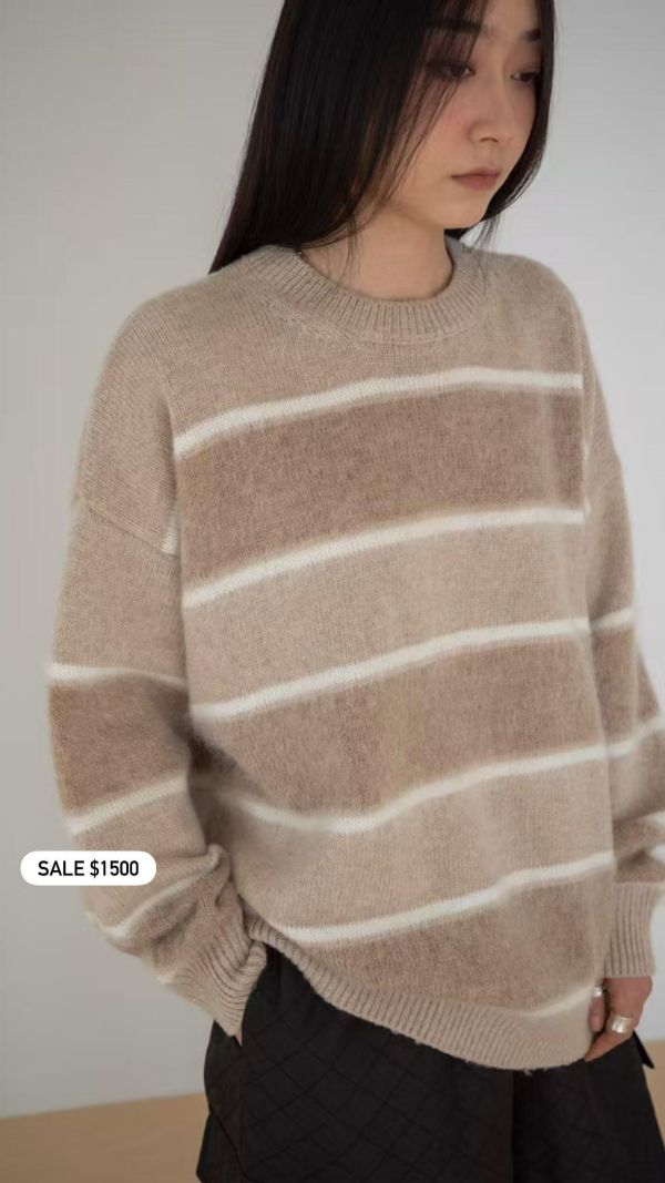 粗寬配色橫條紋寬大羊毛上衣 