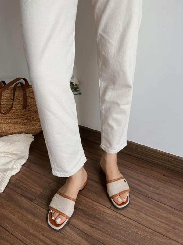 清涼編織低跟鞋 