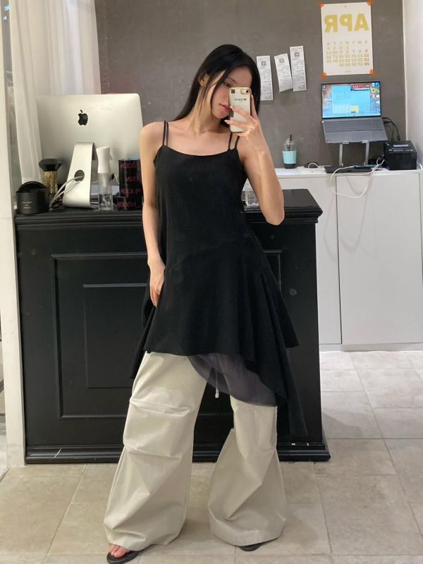 細肩帶不規則洋裝 