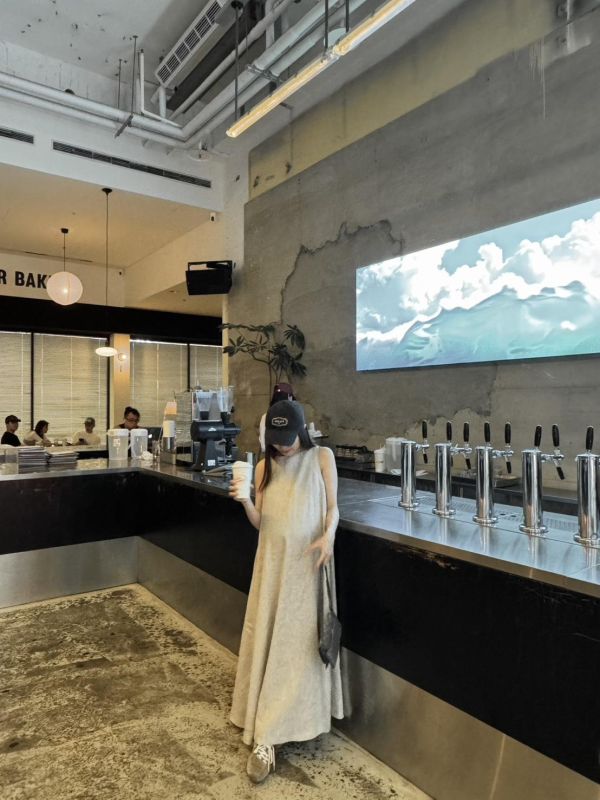 高品設計 後抓皺純亞麻洋裝 