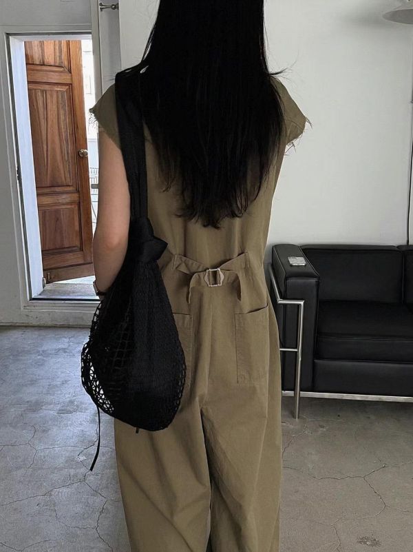 品牌設計袖口抽鬚率性連身褲 