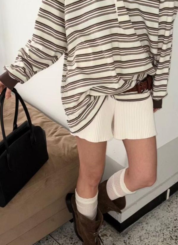 小木耳花邊細紋針織棉短褲 