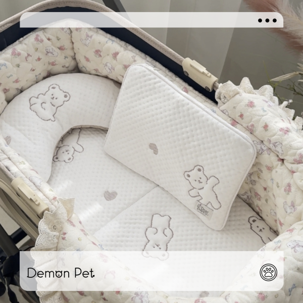 Dear Puppy |  白底愛心熊熊壓紋涼感袋(附冷凝包) 寵物服飾,寵物選品,韓國寵物服飾,狗衣服,貓衣服,韓國寵物品牌,寵物有機棉,韓國寵物選品,韓國寵物春夏選品,寵物涼感墊