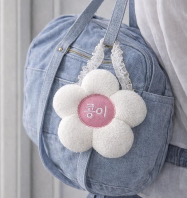 預購0313收單 | Fundle 軟萌花花姓名掛脖裝飾 寵物服飾,寵物選品,韓國寵物服飾,狗衣服,貓衣服,韓國寵物品牌,寵物有機棉,韓國寵物選品,韓國寵物秋冬選品,狗四腳衣,寵物保暖,寵物保暖服飾,韓國寵物保暖服飾,寵物聖誕禮物