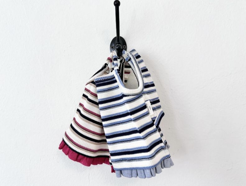 預購0410收單 | 條紋花邊小背心(二色 XS-2XL) 寵物服飾,寵物選品,韓國寵物服飾,狗衣服,貓衣服,韓國寵物品牌,寵物有機棉,韓國寵物選品,韓國寵物春夏選品,寵物風衣,寵物防水衣,DRRR,寵物針織背心