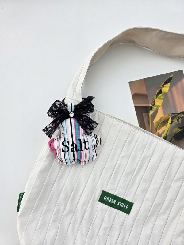 預購0819收單 | SOSO Delight 小熊刺繡包包掛飾 寵物服飾,寵物選品,韓國寵物服飾,狗衣服,貓衣服,韓國寵物品牌