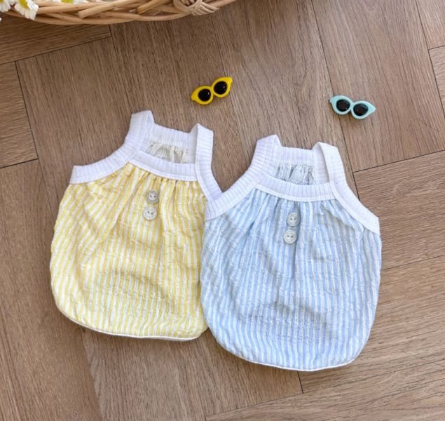 預購0419收單 | 夏季直條紋鈕扣吊嘎(附墨鏡小髮夾)(S-XL) 寵物服飾,寵物選品,韓國寵物服飾,狗衣服,貓衣服,韓國寵物品牌,寵物有機棉,韓國寵物選品,韓國寵物春夏選品,寵物領巾