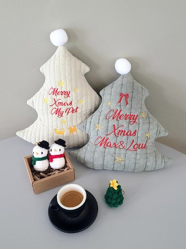 預購1123收單 | Fundle 聖誕樹刺繡娃娃 寵物服飾,寵物選品,韓國寵物服飾,狗衣服,貓衣服,韓國寵物品牌,寵物有機棉,韓國寵物選品,韓國寵物秋冬選品,狗四腳衣,寵物保暖,寵物保暖服飾,韓國寵物保暖服飾,寵物聖誕禮物