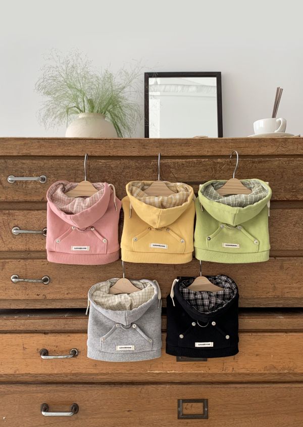 預購0410收單 | DR家格紋帽胸背衣(五色 S-2XL) 寵物服飾,寵物選品,韓國寵物服飾,狗衣服,貓衣服,韓國寵物品牌,寵物有機棉,韓國寵物選品,韓國寵物春夏選品,寵物風衣,寵物防水衣,DRRR,寵物針織背心