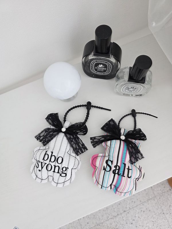 預購0819收單 | SOSO Delight 小熊刺繡包包掛飾 寵物服飾,寵物選品,韓國寵物服飾,狗衣服,貓衣服,韓國寵物品牌