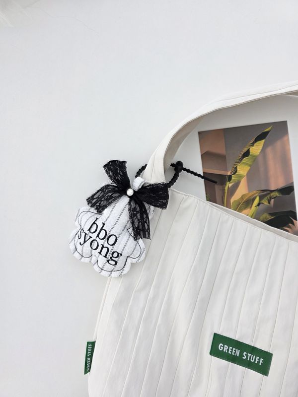 預購0819收單 | SOSO Delight 小熊刺繡包包掛飾 寵物服飾,寵物選品,韓國寵物服飾,狗衣服,貓衣服,韓國寵物品牌