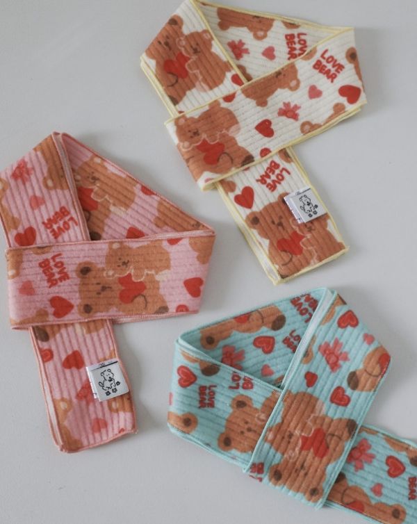 預購1028收單 | côte à côte 秋季愛心熊熊圍巾(3色，M-L) 寵物服飾,寵物選品,韓國寵物服飾,狗衣服,貓衣服,韓國寵物品牌,韓國寵物選品,韓國寵物春夏選品,寵物背心,COTEACOTE,韓國寵物品牌服飾,韓國寵物秋冬選品,寵物四腳衣,寵物連身褲,韓國冬天寵物,寵物保暖,寵物圍巾