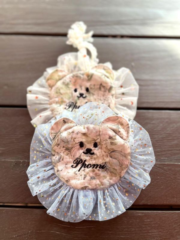 預購1123收單 | Fundle 熊熊臉蕾絲刺繡領巾 寵物服飾,寵物選品,韓國寵物服飾,狗衣服,貓衣服,韓國寵物品牌,寵物有機棉,韓國寵物選品,韓國寵物秋冬選品,狗四腳衣,寵物保暖,寵物保暖服飾,韓國寵物保暖服飾,寵物聖誕禮物