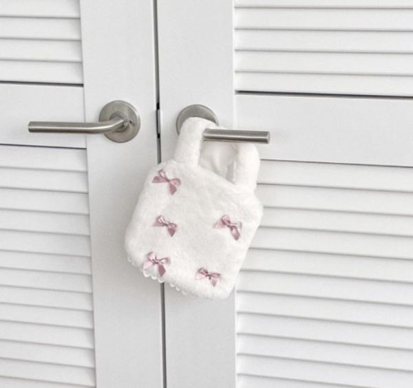 預購0115收單 | MLD 毛絨緞帶蝴蝶結背心(2色，S-XL) 寵物服飾,寵物選品,韓國寵物服飾,狗衣服,貓衣服,韓國寵物品牌,寵物有機棉,韓國寵物選品,胸背,胸背衣