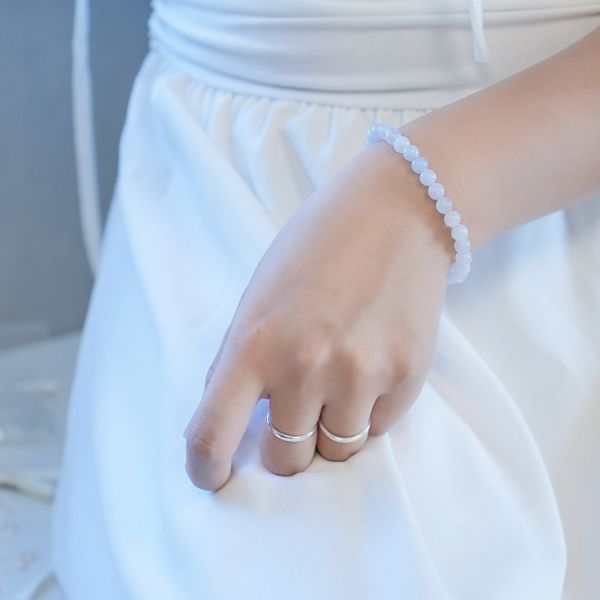 海藍寶 元寶扣手鍊 韓系純銀手鍊,S925抗敏手環,簡約手鍊推薦,女生日常百搭手鍊,情侶手鍊純銀,姐妹手鍊禮物,純銀手環,韓系風格,個性手鍊推薦