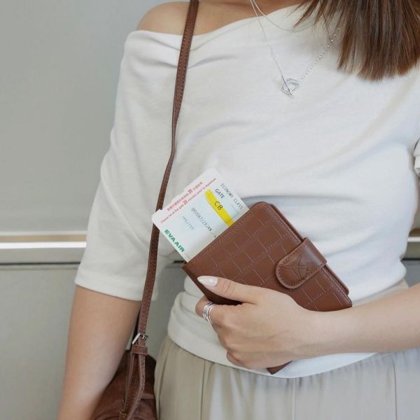 鱷魚皮紋 多功能 護照夾 