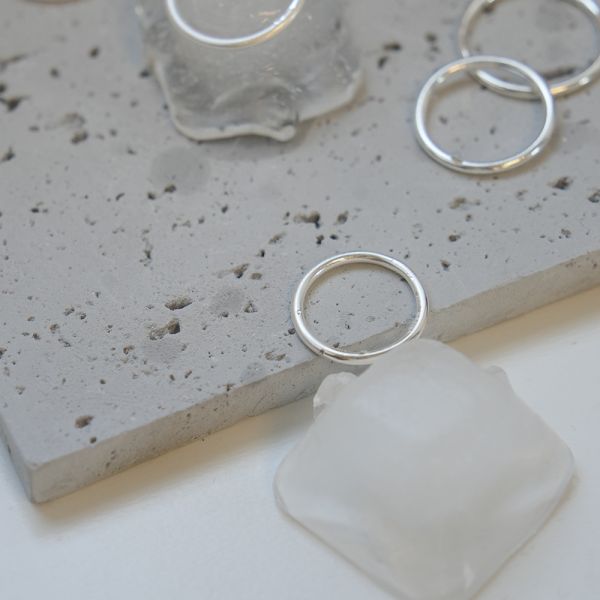 細閃百搭！純銀古法戒指 韓系純銀戒指,S925抗敏戒指,開口戒指推薦,尾戒防小人,情侶對戒 純銀,疊戴戒指風格,簡約細戒 日常百搭,女生純銀戒指推薦