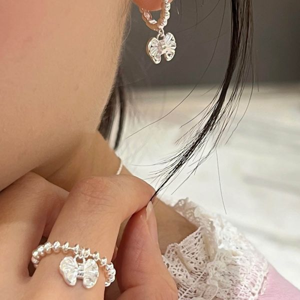 雲朵蝴蝶結 圓珠珠 易扣耳環 