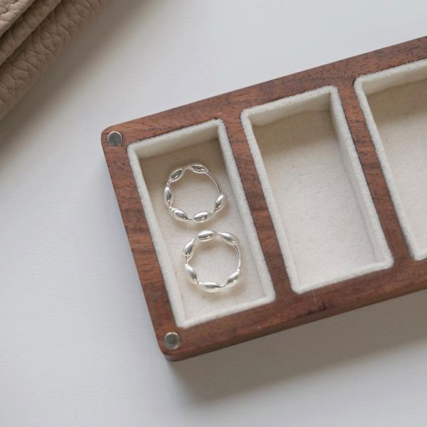 顯臉小秘訣 米珠易扣耳環 