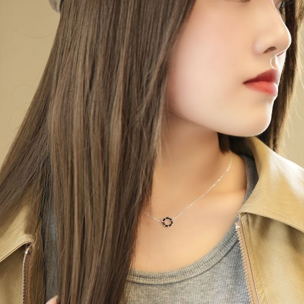 韓系不規則鋯石 圓圈純銀項鍊 韓系純銀項鍊,S925鎖骨鍊推薦,女生百搭項鍊,韓系氣質鎖骨鍊,抗敏項鍊推薦,日常穿搭項鍊