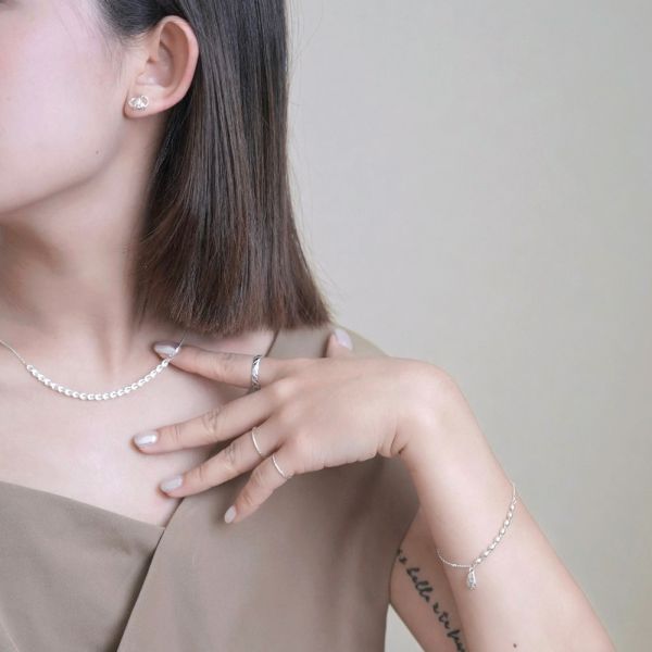 波光粼粼鳳尾鏈 