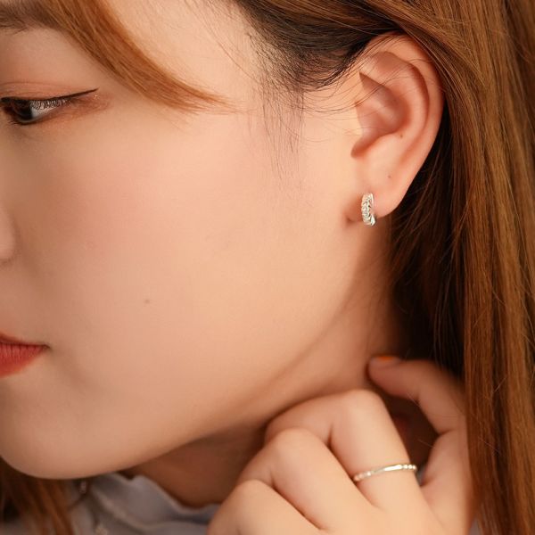 半月彎 小巧百搭！純銀耳釘 