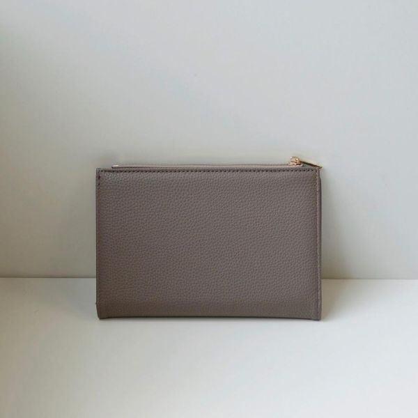 【手感超柔軟】質感最高 荔枝紋皮 RFID 防盜刷護照夾 