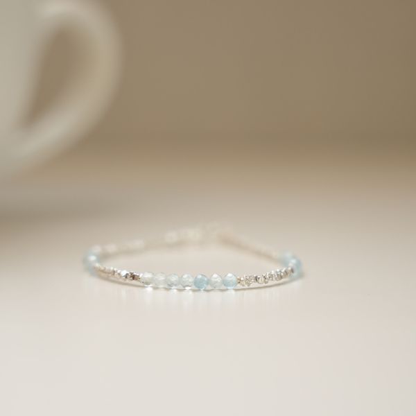 冰沁清透 海藍寶 碎銀手鍊 韓系純銀手鍊,S925抗敏手環,簡約手鍊推薦,女生日常百搭手鍊,情侶手鍊純銀,姐妹手鍊禮物,純銀手環,韓系風格,個性手鍊推薦