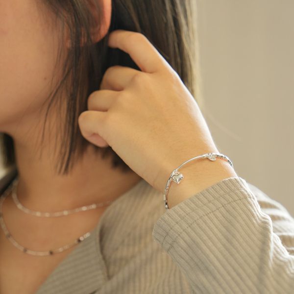 細節滿滿 彎管立體小愛心手鍊 韓系純銀手鍊,S925抗敏手環,簡約手鍊推薦,女生日常百搭手鍊,情侶手鍊純銀,姐妹手鍊禮物,純銀手環,韓系風格,個性手鍊推薦