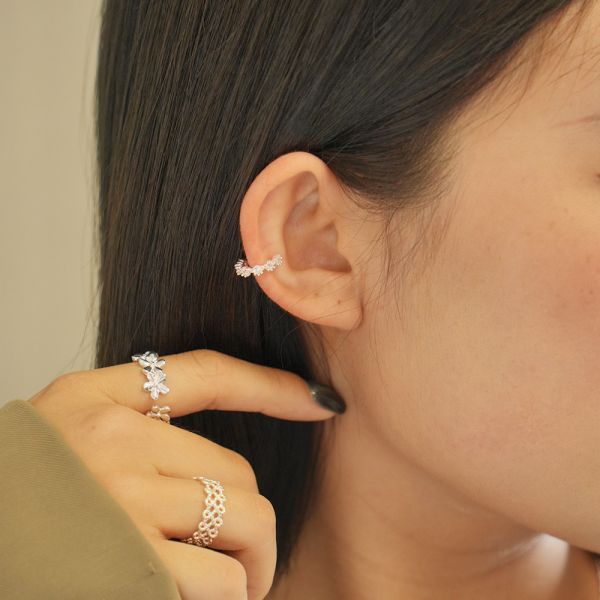 花型鑲嵌法 小圓排鑽 純銀耳骨夾 單售 