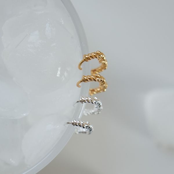 氣質小麻繩 易扣耳環 韓系純銀耳環,S925抗敏耳釘,女生氣質耳環推薦,小巧純銀耳環,抗敏耳環不過敏,百搭日常耳環,簡約韓系耳飾