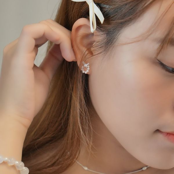 蘋果珍珠 純銀耳環 韓系純銀耳環,S925抗敏耳釘,女生氣質耳環推薦,小巧純銀耳環,抗敏耳環不過敏,百搭日常耳環,簡約韓系耳飾