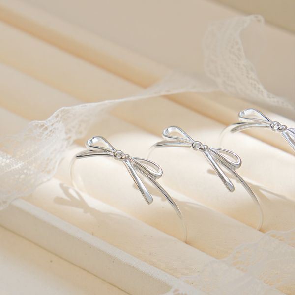 超大！蝴蝶結 純銀手鐲 韓系純銀手鍊,S925抗敏手環,簡約手鍊推薦,女生日常百搭手鍊,情侶手鍊純銀,姐妹手鍊禮物,純銀手環,韓系風格,個性手鍊推薦