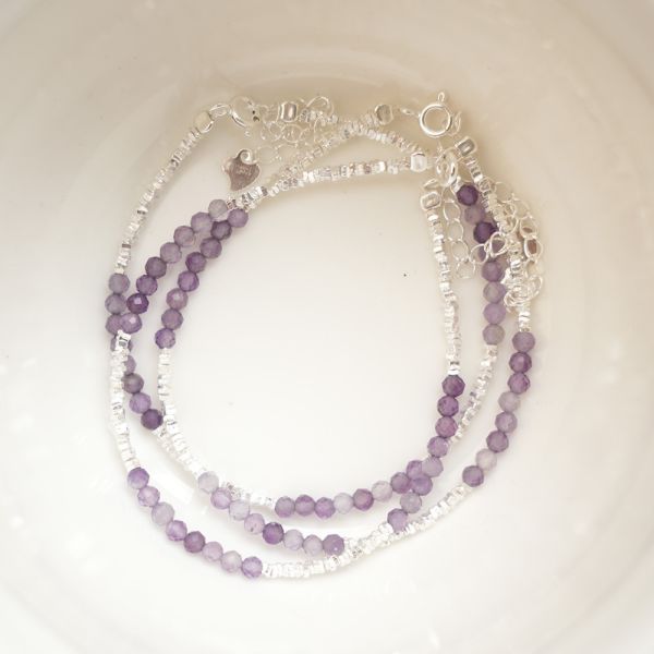 冰沁清透 紫水晶 碎銀手鍊 韓系純銀手鍊,S925抗敏手環,簡約手鍊推薦,女生日常百搭手鍊,情侶手鍊純銀,姐妹手鍊禮物,純銀手環,韓系風格,個性手鍊推薦