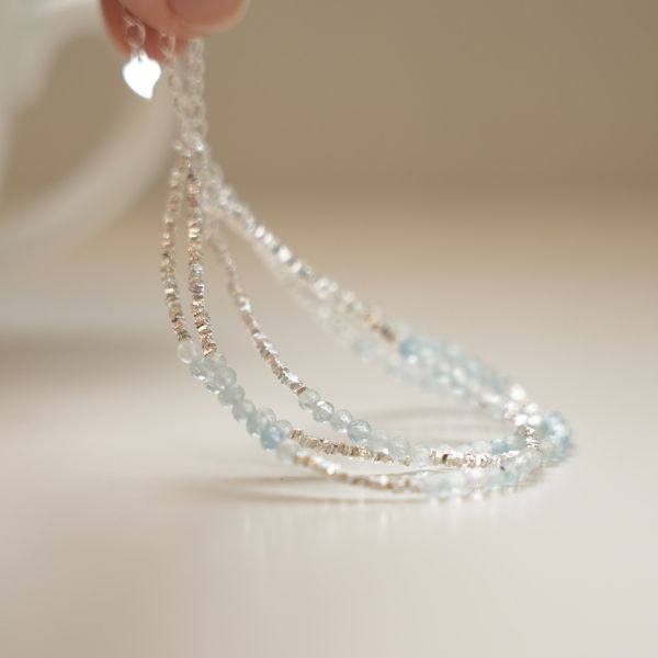 冰沁清透 海藍寶 碎銀手鍊 韓系純銀手鍊,S925抗敏手環,簡約手鍊推薦,女生日常百搭手鍊,情侶手鍊純銀,姐妹手鍊禮物,純銀手環,韓系風格,個性手鍊推薦