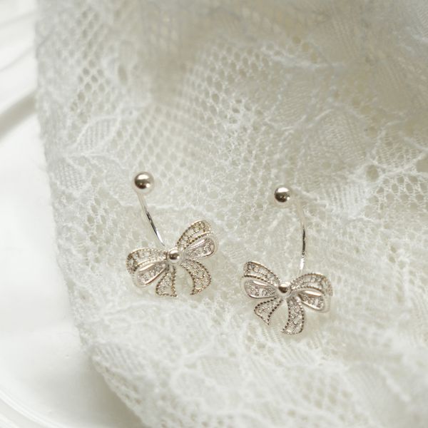 下架｜蝴蝶蕾絲後掛式轉珠耳釘 