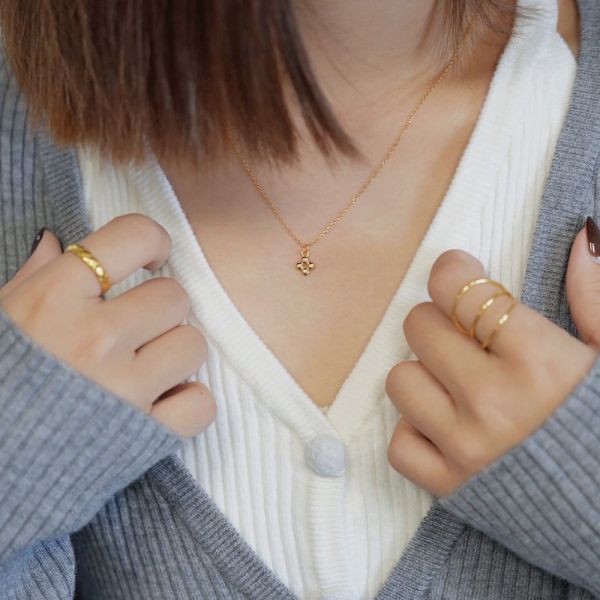 圓珠十字架項鍊 