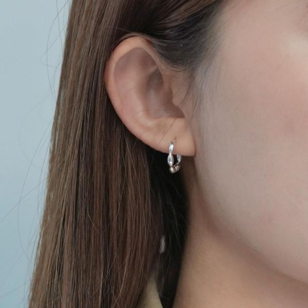 顯臉小秘訣 米珠易扣耳環 