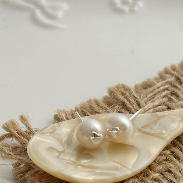 小巧愛心 淡水珍珠耳釘 