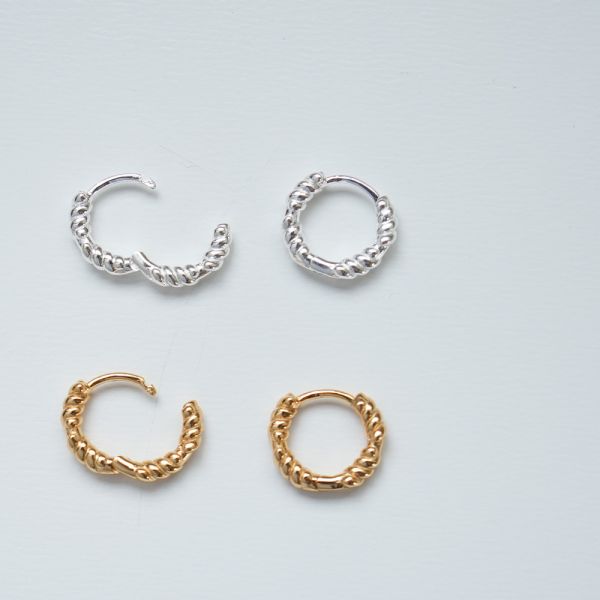 氣質小麻繩 易扣耳環 韓系純銀耳環,S925抗敏耳釘,女生氣質耳環推薦,小巧純銀耳環,抗敏耳環不過敏,百搭日常耳環,簡約韓系耳飾