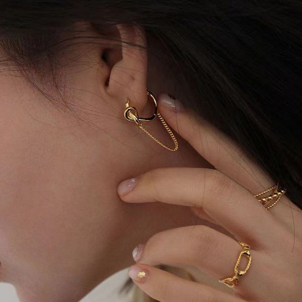 個性垂墜鍊條 易扣耳環 韓系純銀耳環,S925抗敏耳釘,女生氣質耳環推薦,小巧純銀耳環,抗敏耳環不過敏,百搭日常耳環,簡約韓系耳飾