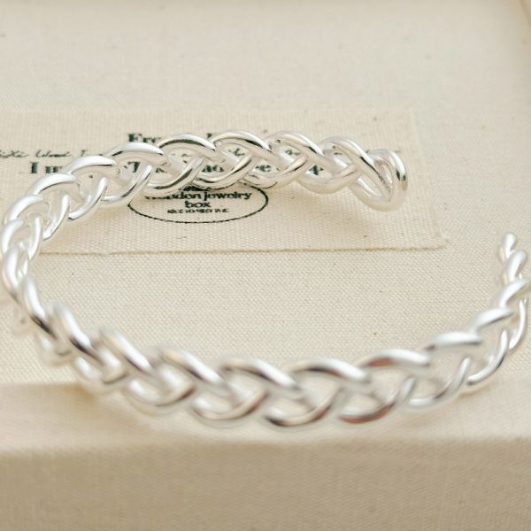 時髦！交錯編織 厚磅純銀手鐲 