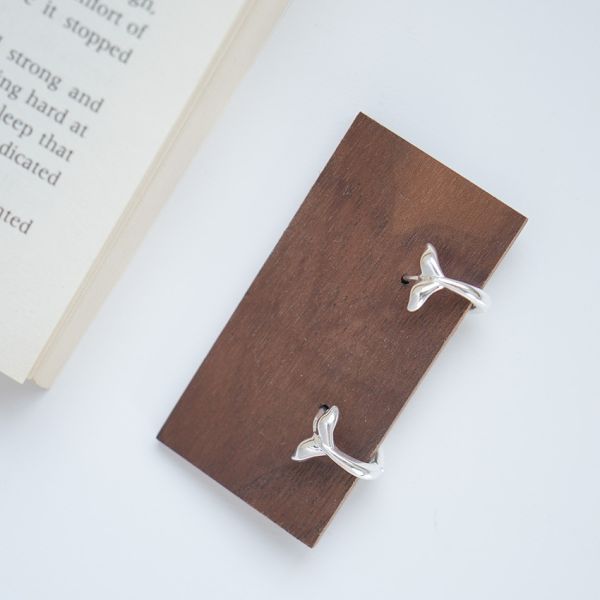 夕陽人魚 易扣耳環 韓系純銀耳環,S925抗敏耳釘,女生氣質耳環推薦,小巧純銀耳環,抗敏耳環不過敏,百搭日常耳環,簡約韓系耳飾