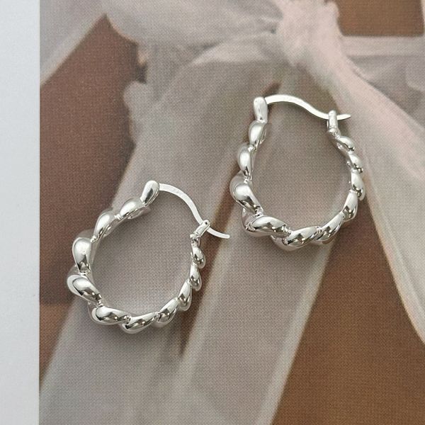 高級感！螺旋彎曲 壓扣耳環 