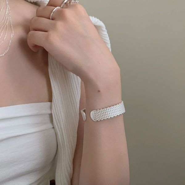 寬邊質感圓點 純銀手鐲 