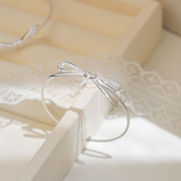 超大！蝴蝶結 純銀手鐲 韓系純銀手鍊,S925抗敏手環,簡約手鍊推薦,女生日常百搭手鍊,情侶手鍊純銀,姐妹手鍊禮物,純銀手環,韓系風格,個性手鍊推薦