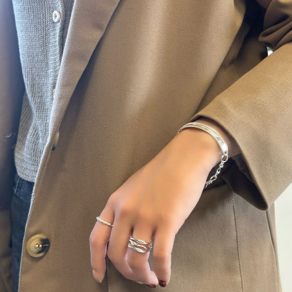 浪漫刻字 小亮牌 純銀手鐲手鍊 韓系純銀手鍊,S925抗敏手環,簡約手鍊推薦,女生日常百搭手鍊,情侶手鍊純銀,姐妹手鍊禮物,純銀手環,韓系風格,個性手鍊推薦