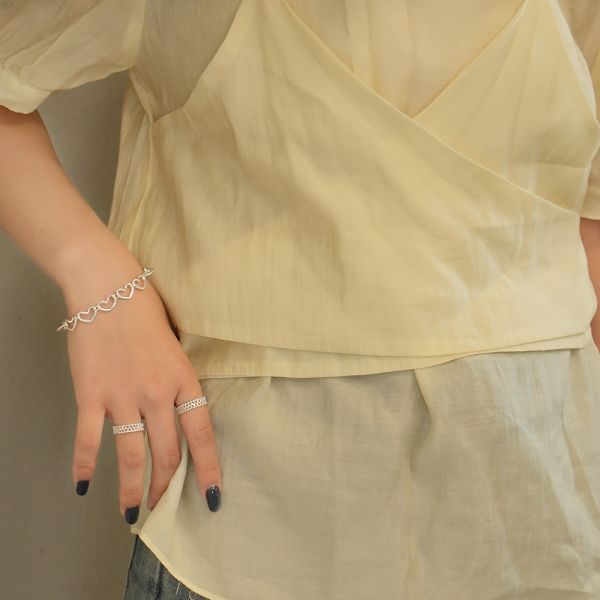 很多很多愛心的 純銀手鍊 韓系純銀手鍊,S925抗敏手環,簡約手鍊推薦,女生日常百搭手鍊,情侶手鍊純銀,姐妹手鍊禮物,純銀手環,韓系風格,個性手鍊推薦