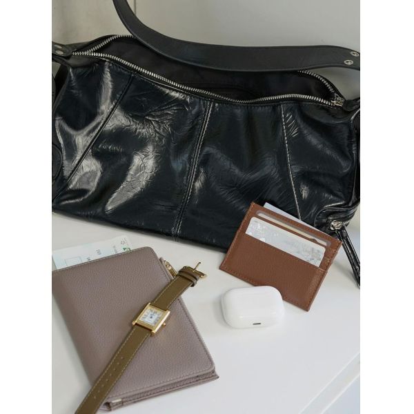 極簡主義 【 真的薄 ! 真皮大地色系卡套】 